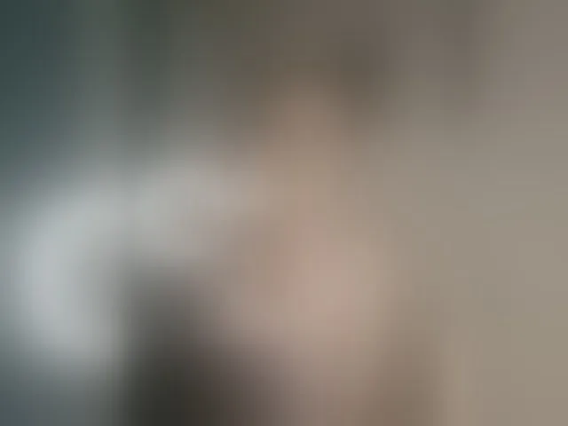 Live sex webcam photo for miss-1m #294032677