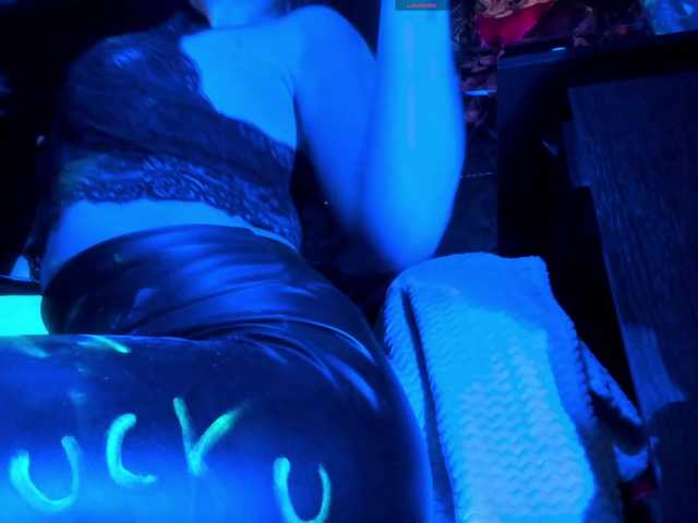 Live sex webcam photo for miss-asmodeus #290409930