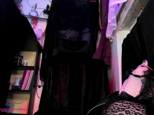 Live sex webcam photo for miss-asmodeus #290443557