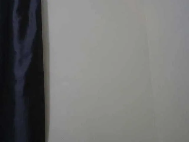 Live sex webcam photo for miss-caramel #291524088