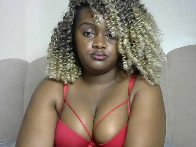 Live sex webcam photo for miss-caramel #291790476