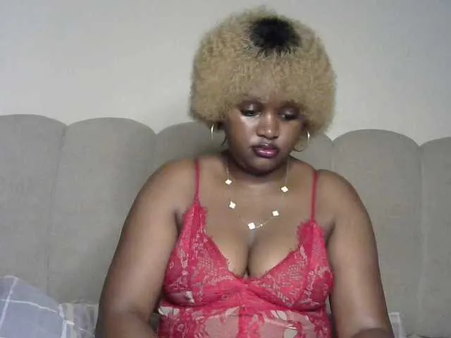Live sex webcam photo for miss-caramel #292652623