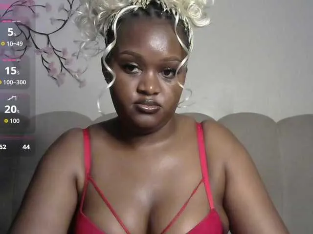 Live sex webcam photo for miss-caramel #294030614