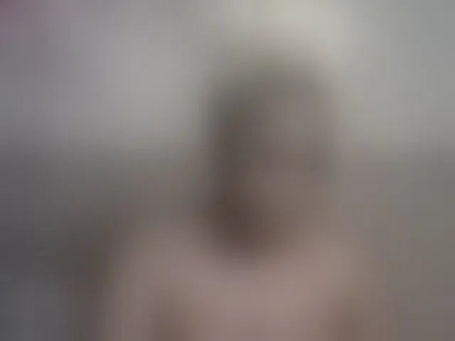 Live sex webcam photo for miss-caramel #294033245