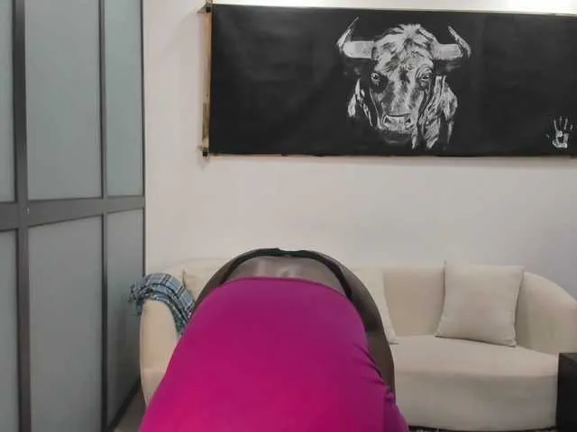 Live sex webcam photo for miss-cathy #291446544