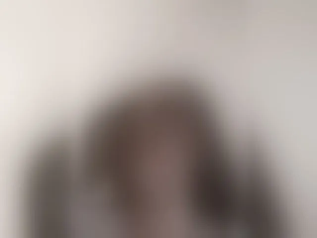 Live sex webcam photo for miss-kiss-kiss #293575628