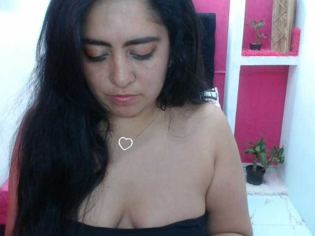 Live sex webcam photo for miss-mariana #275343483