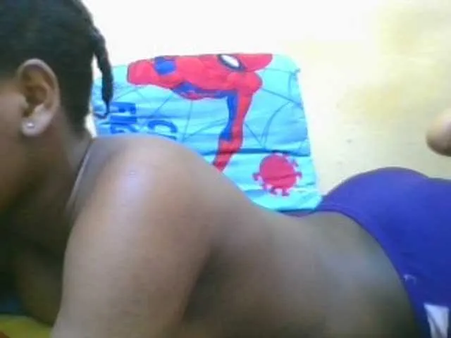 Live sex webcam photo for miss-resia #277325150