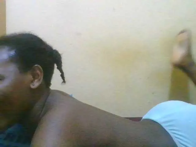Live sex webcam photo for miss-resia #277437230