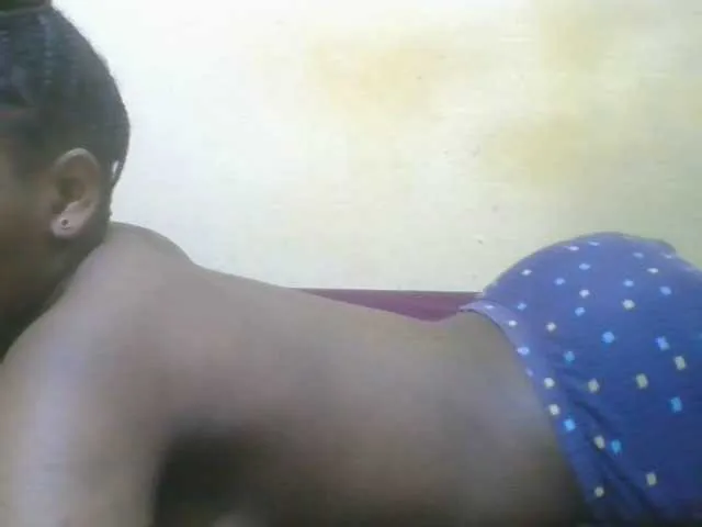 Live sex webcam photo for miss-resia #277594532
