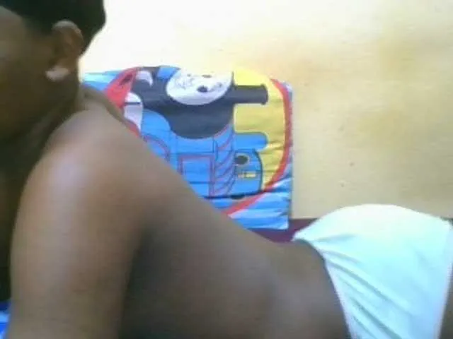 Live sex webcam photo for miss-resia #277734401