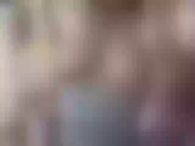 Live sex webcam photo for miss-s #276812096