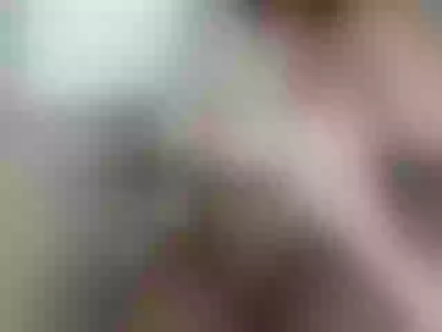 Live sex webcam photo for miss-s #290368390