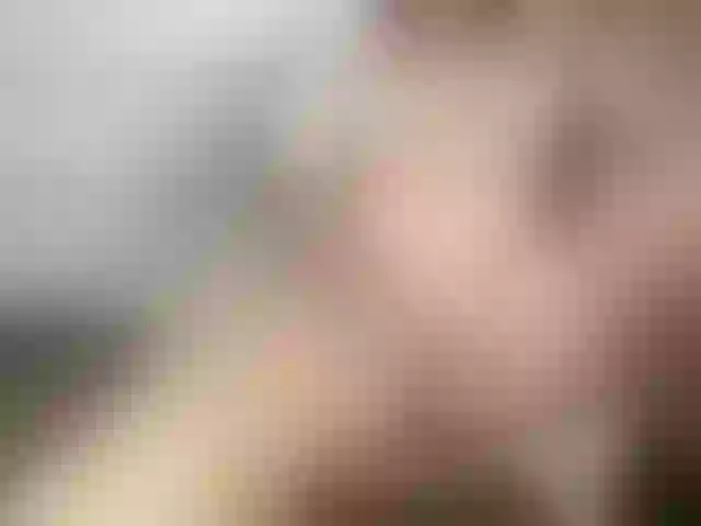Live sex webcam photo for miss-s #291355794
