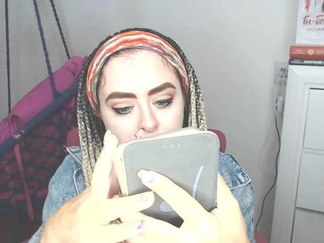 Live sex webcam photo for missGODDESS #276436631