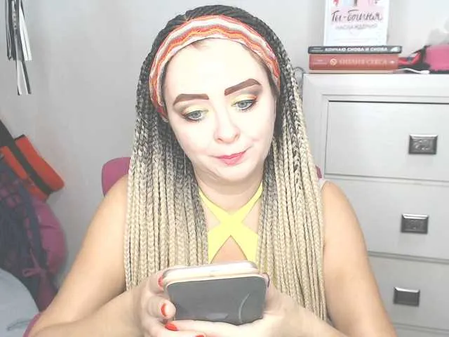 Live sex webcam photo for missGODDESS #276623905