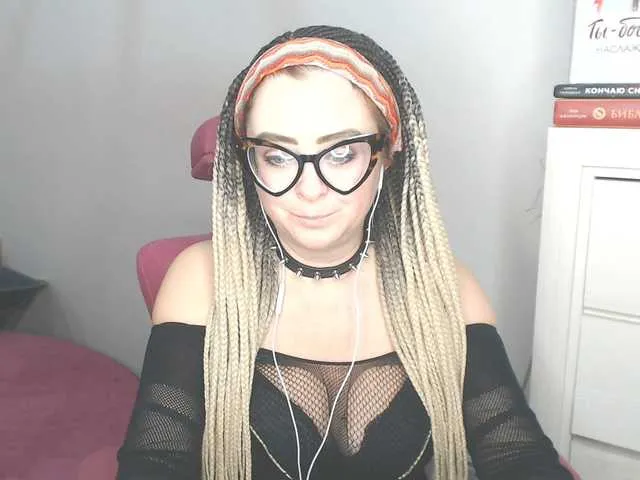Live sex webcam photo for missGODDESS #277240205