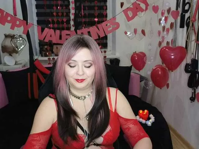 Live sex webcam photo for missGODDESS #290491929