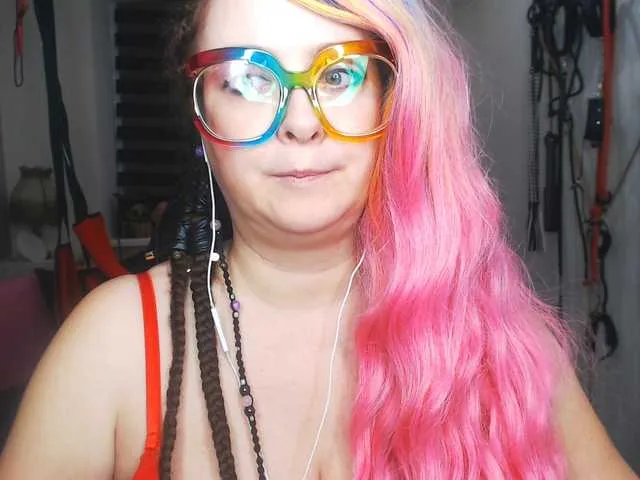 Live sex webcam photo for missGODDESS #291250267