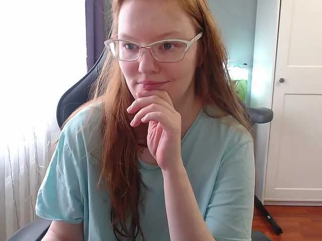 Live sex webcam photo for missInari #290913963