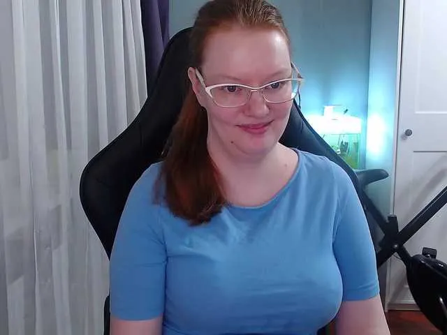 Live sex webcam photo for missInari #290939067