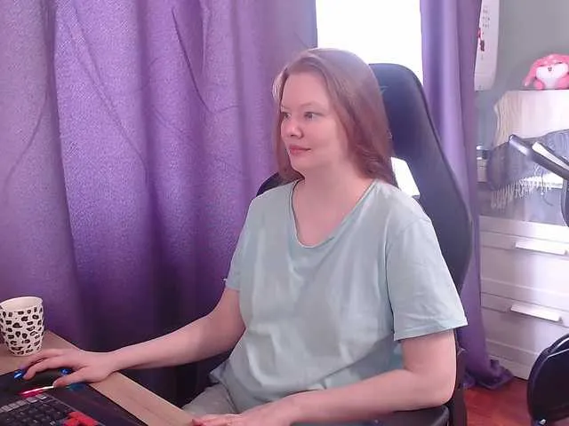 Live sex webcam photo for missInari #290944052