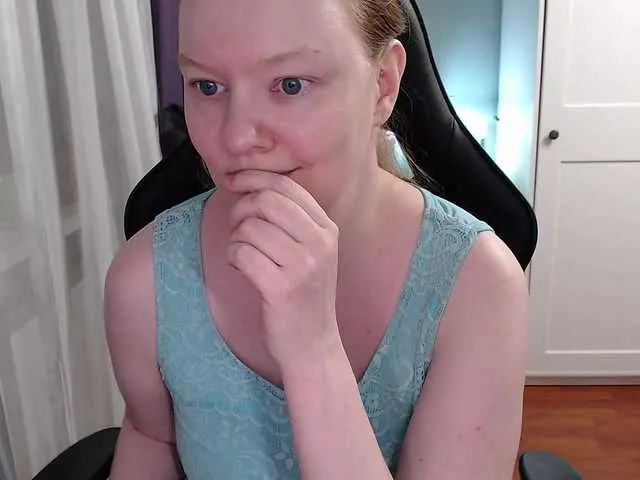 Live sex webcam photo for missInari #291109069