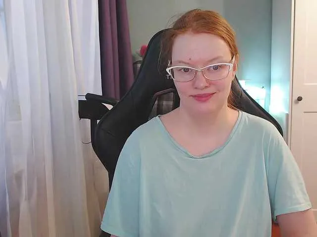 Live sex webcam photo for missInari #292220971