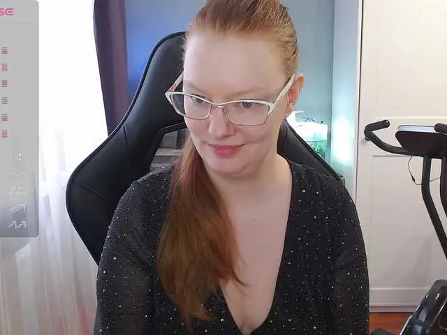 Live sex webcam photo for missInari #292794017