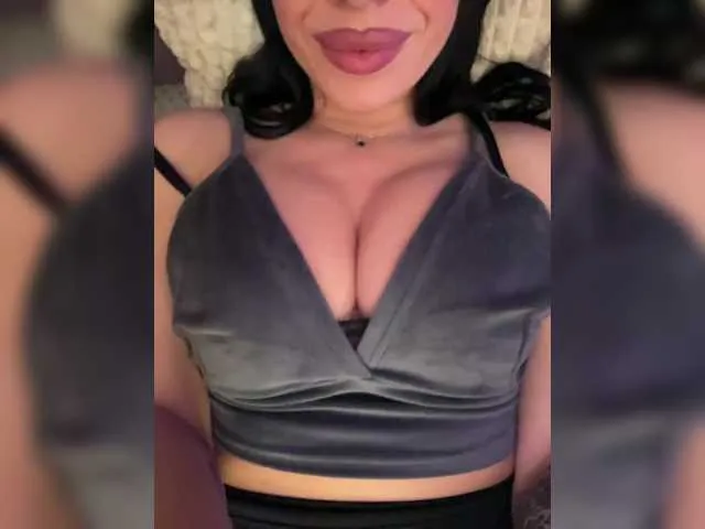 Live sex webcam photo for missJasmine07 #291442029