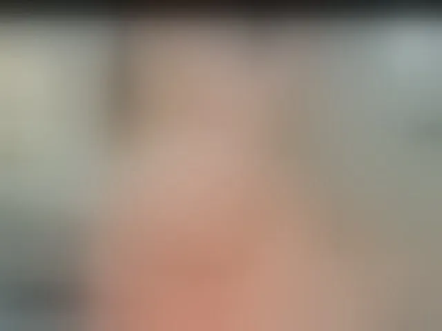 Live sex webcam photo for missMiracle #277847779