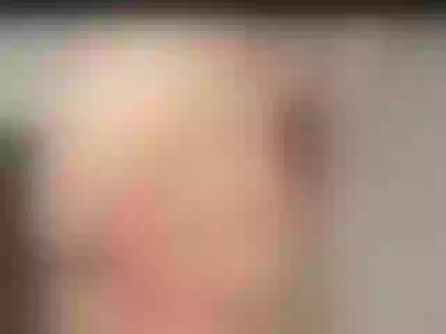 Live sex webcam photo for missMiracle #277866957