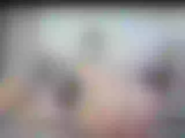 Live sex webcam photo for missMiracle #277903269