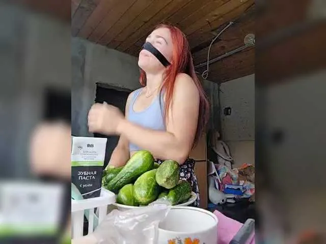 Live sex webcam photo for missReborn #291641813