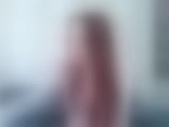 Live sex webcam photo for missalisaa #293547363