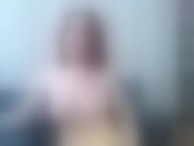 Live sex webcam photo for missalisaa #293611720
