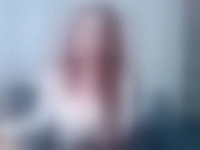 Live sex webcam photo for missalisaa #293647620