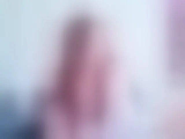 Live sex webcam photo for missalisaa #293991400