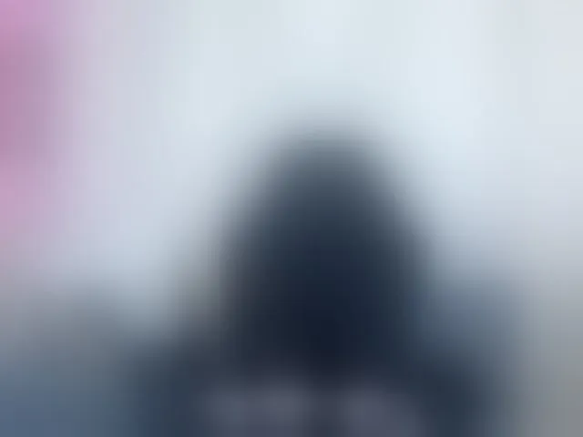 Live sex webcam photo for missalisaa #294146319