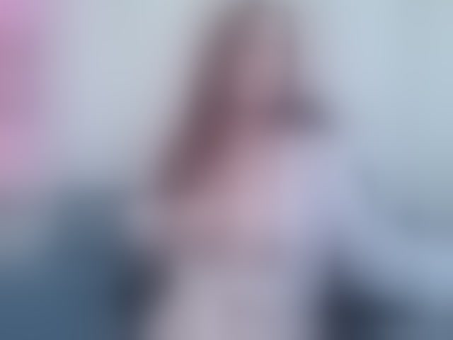 Live sex webcam photo for missalisaa #294293532
