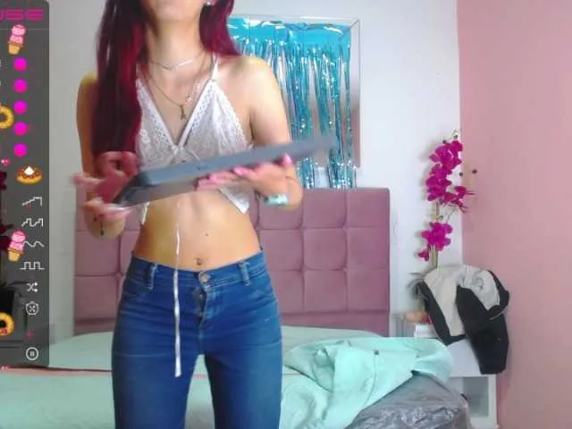 Live sex webcam photo for missmagiic #273982084