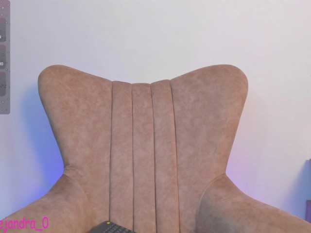 Live sex webcam photo for missmegaan #277861248