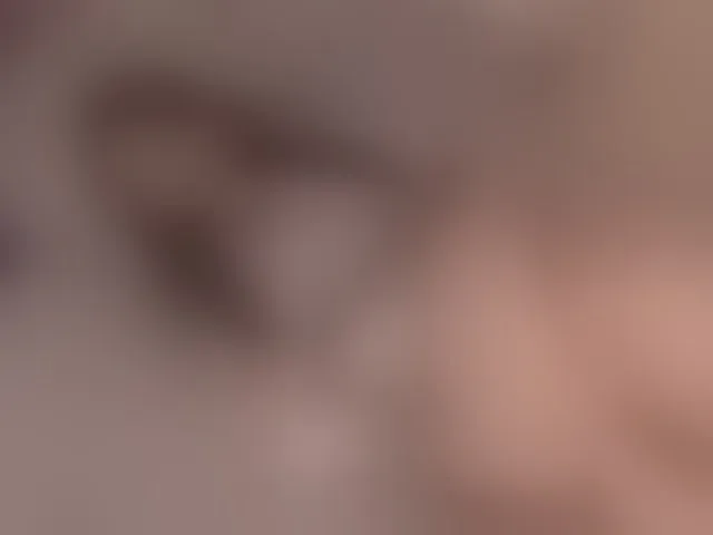 Live sex webcam photo for missmegaan #293931971