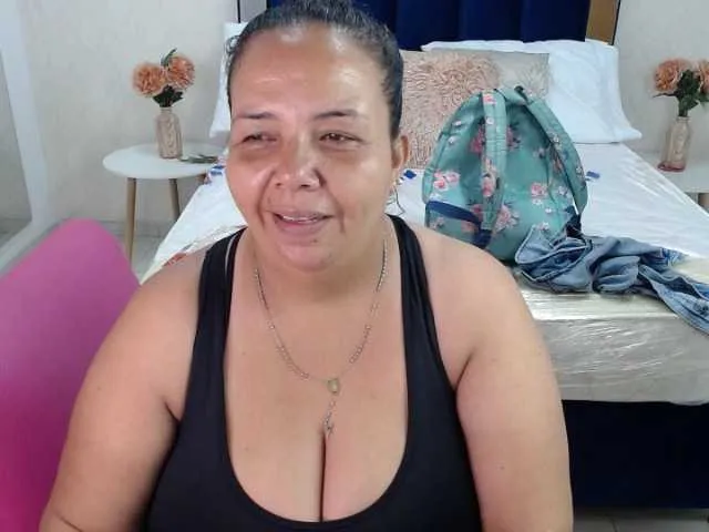 Live sex webcam photo for misspenelopenipples #277625794