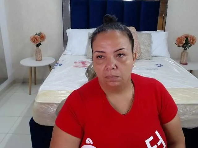 Live sex webcam photo for misspenelopenipples #277736057