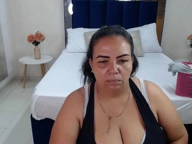 Live sex webcam photo for misspenelopenipples #277790353
