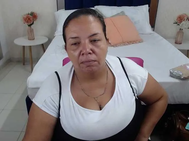 Live sex webcam photo for misspenelopenipples #278024385