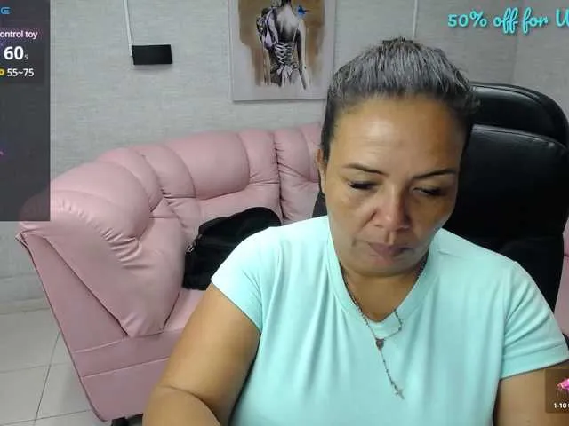 Live sex webcam photo for misspenelopenipples #290895334