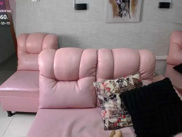 Live sex webcam photo for misspenelopenipples #291514970