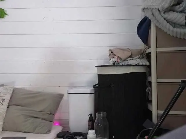 Live sex webcam photo for misss-vikki #290322599